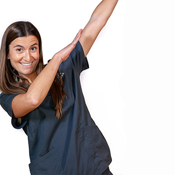 Especialista en endodoncia y cirugía oral