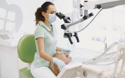 ¿Qué es la endodoncia microscópica y cuándo es necesaria?